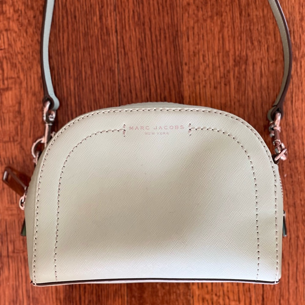 Marc Jacobs crossbody purse